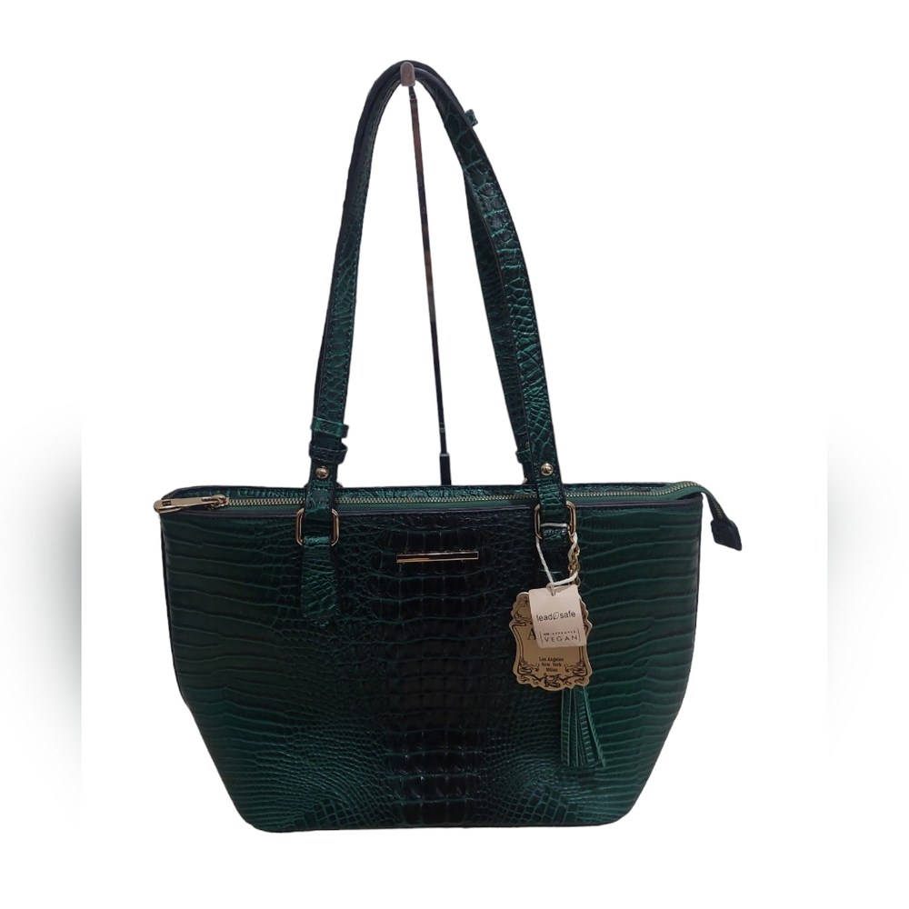 Alyssa VEGAN Peta Approved Green Alligator Design Tote Handbag Purse NWT